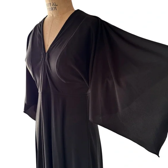Vintage 70s Evelyn Pearson Black Housedress - Picture 5 of 9